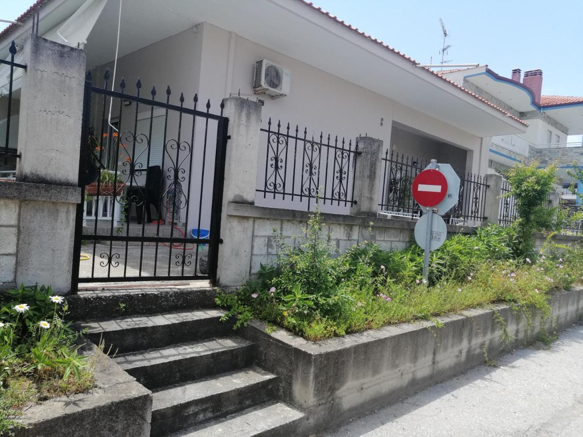 Apartments Christina Vrasná Екстериор снимка