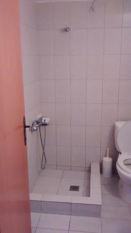 Apartments Christina Vrasná Екстериор снимка
